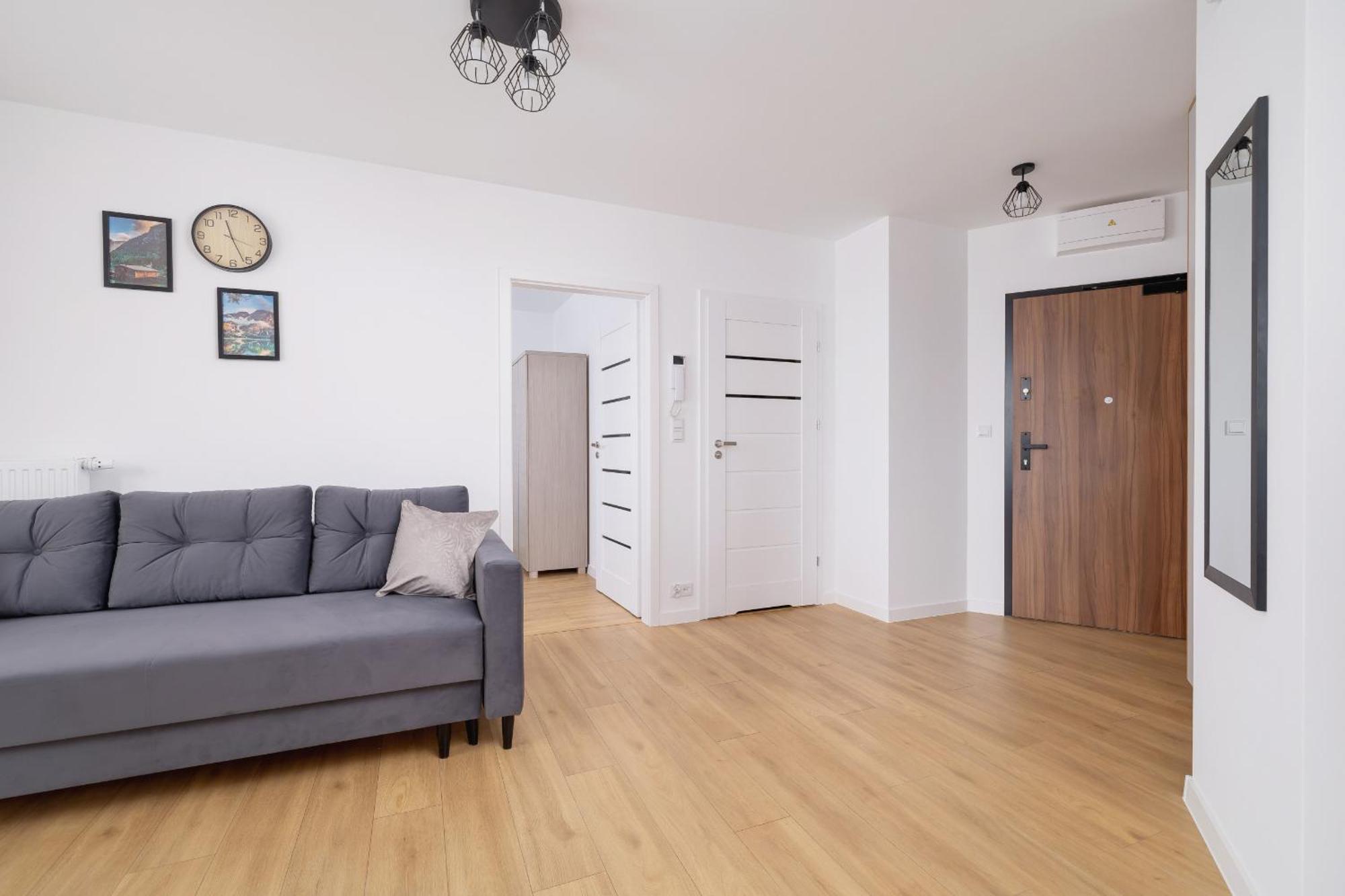Modern Apartment With Parking Near Tauron Arena By Rent Like Home Krakow Exterior photo